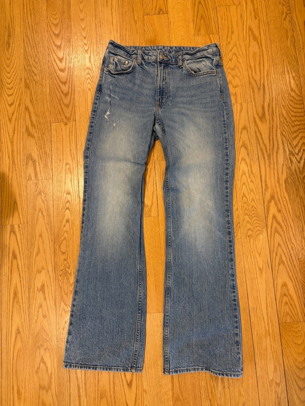 Classic Light Wash Straight-Leg Jeans - Light Blue bootcut 8